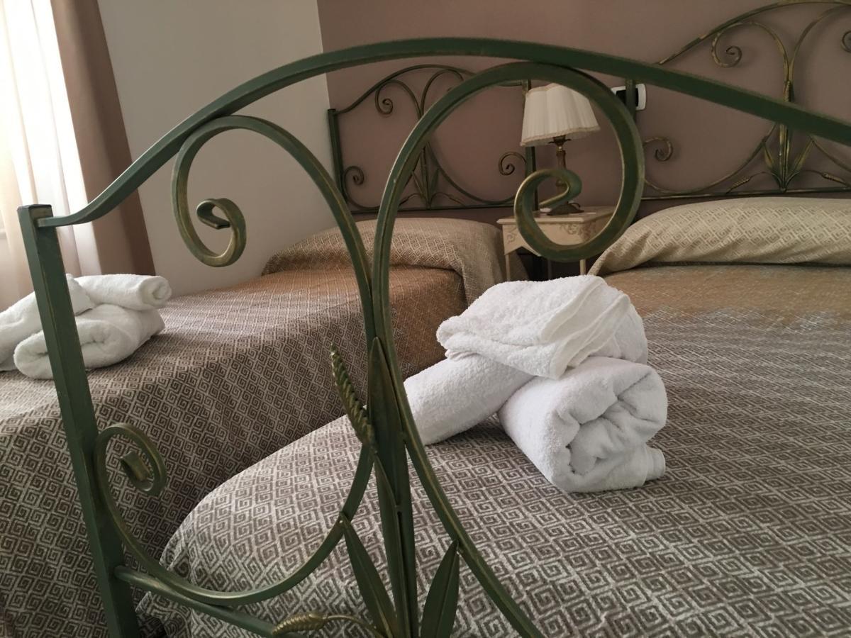 カゼルタ La Corte Del Re Borbone Bed & Breakfast エクステリア 写真