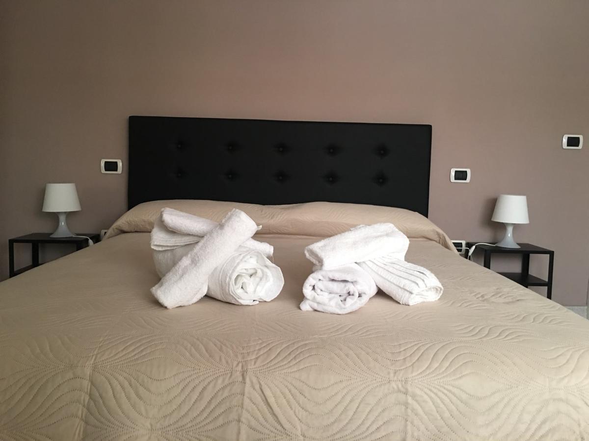 カゼルタ La Corte Del Re Borbone Bed & Breakfast エクステリア 写真